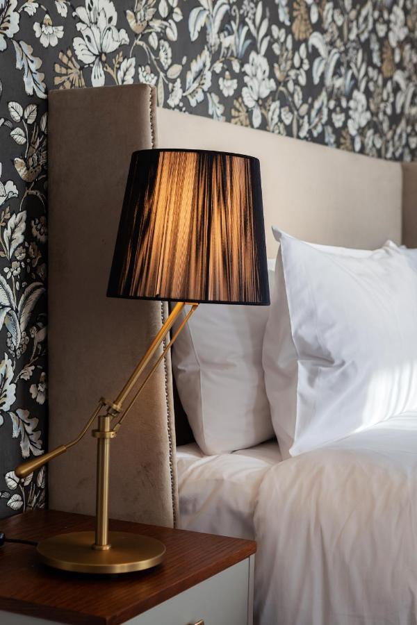 Wigram Hotel Christchurch Buitenkant foto