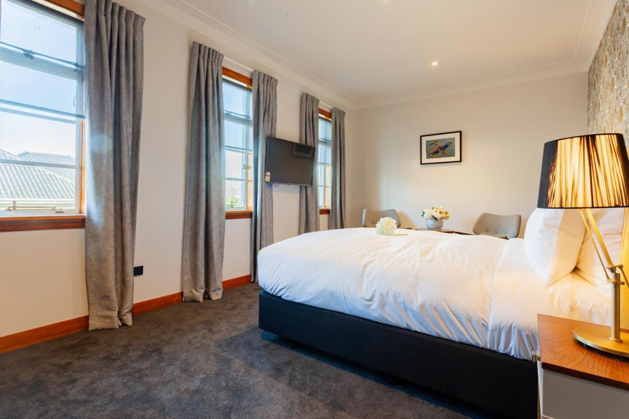 Wigram Hotel Christchurch Buitenkant foto
